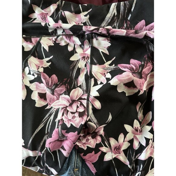 Yogalicious Activewear Leggings High Waist Side Pockets Black Floral Size M - Picture 5 of 6